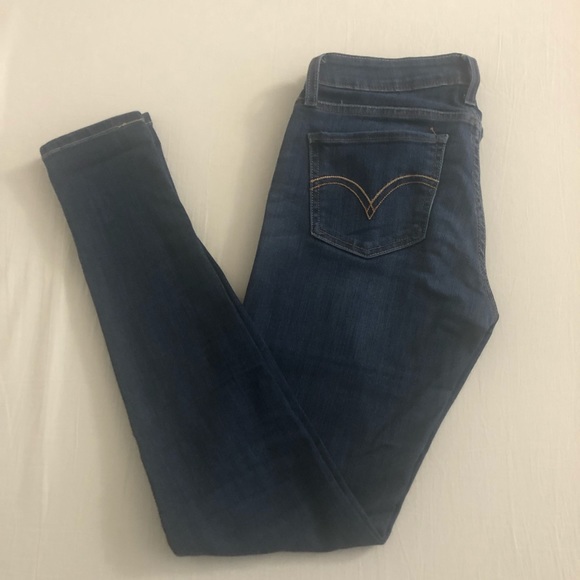 Levis Blue denim - Picture 3 of 4
